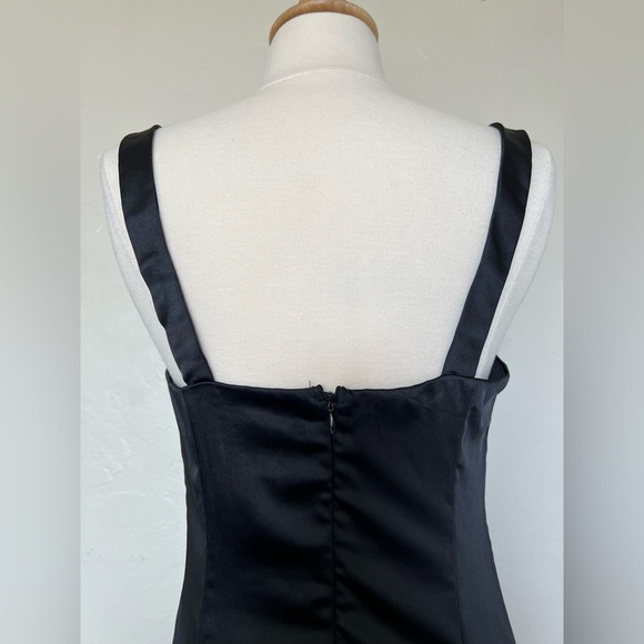 AQUA Black Satin Square Neck Mini Dress - Picture 4 of 5